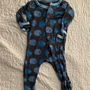 KicKee pants pj’s